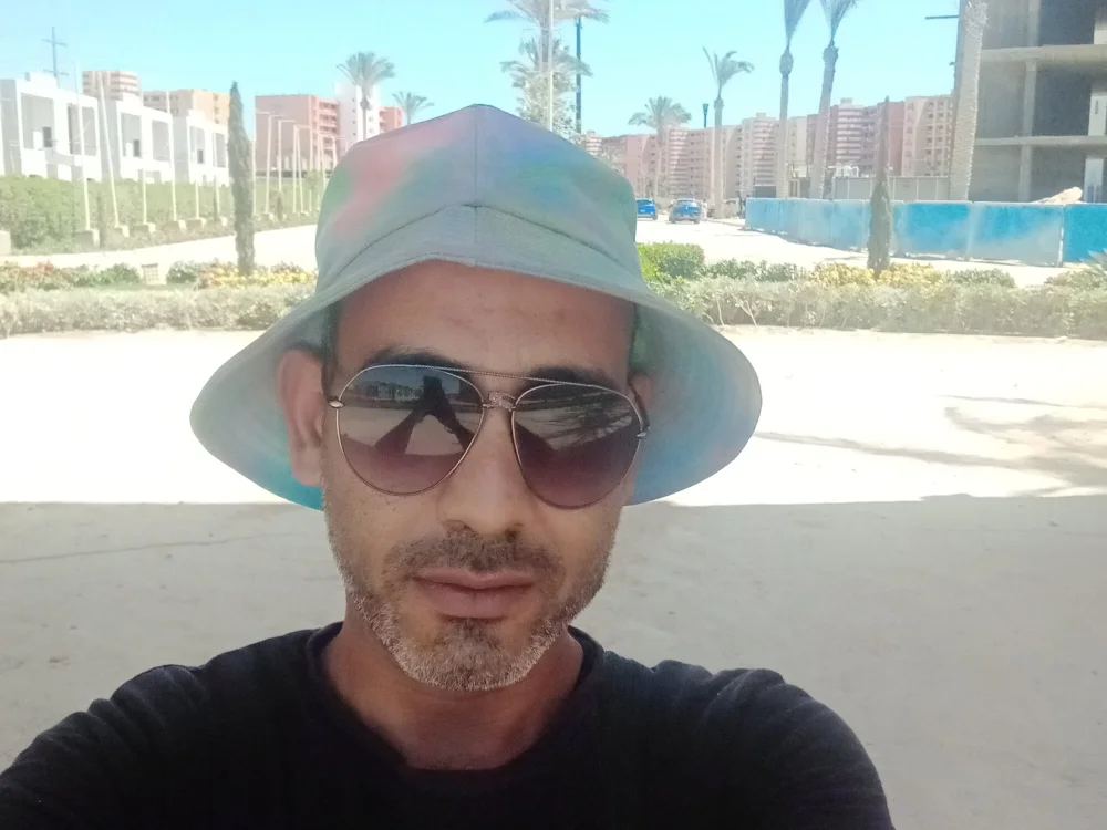 ahmeedfoda's Offline XXX Chat
