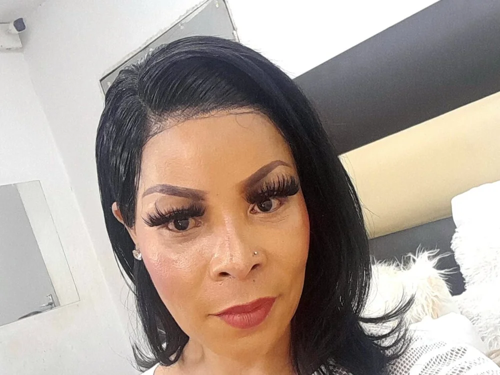 دردشة SEXYCARLITA09 الجنسية المباشرة