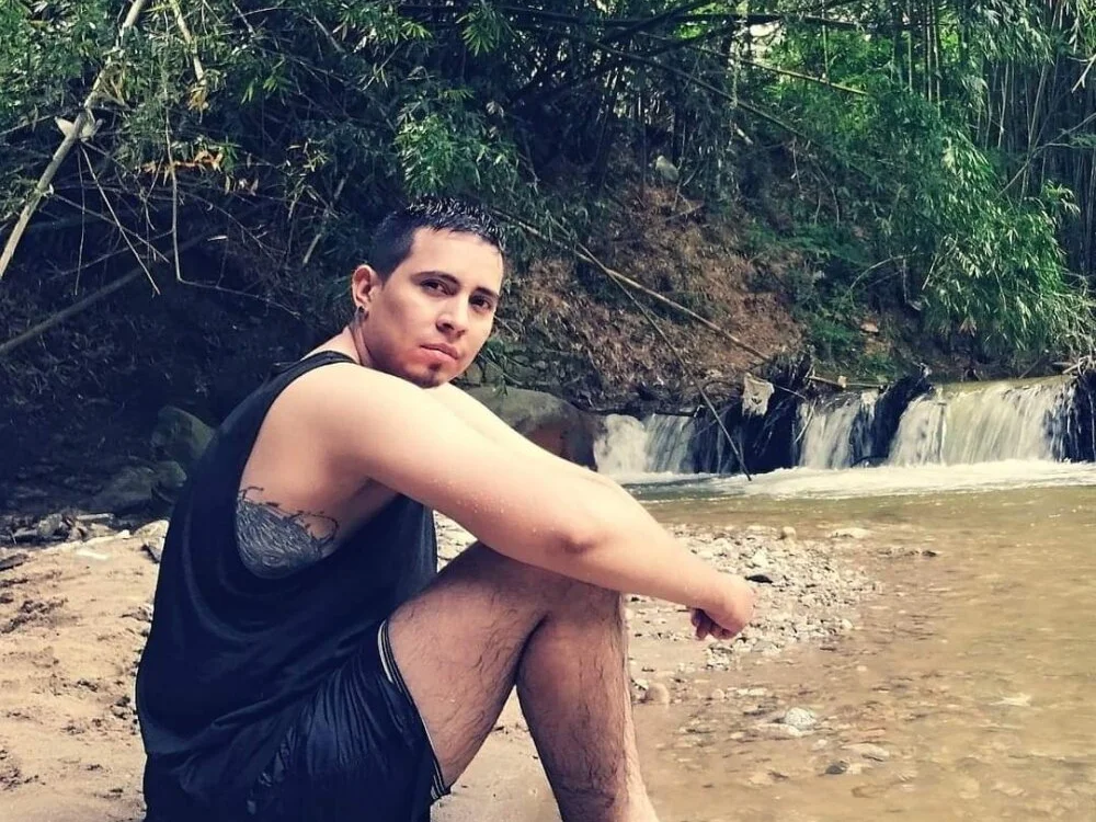 mikellwilliams10 Obrolan XXX Offline