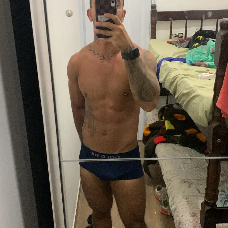 Chatroom XXX hors ligne de tatooado27