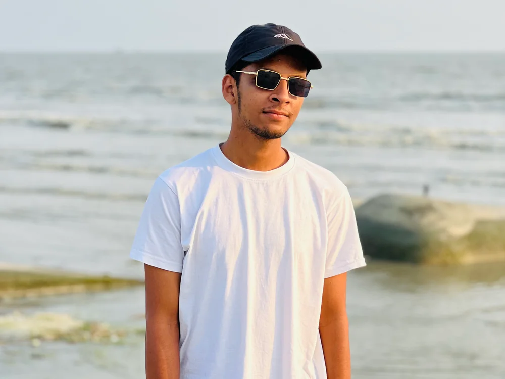 Hotboy126736 অফলাইন XXX চ্যাট