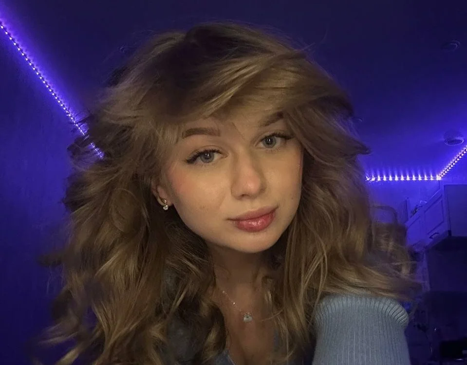 PhilippaChasey's Offline XXX Chat