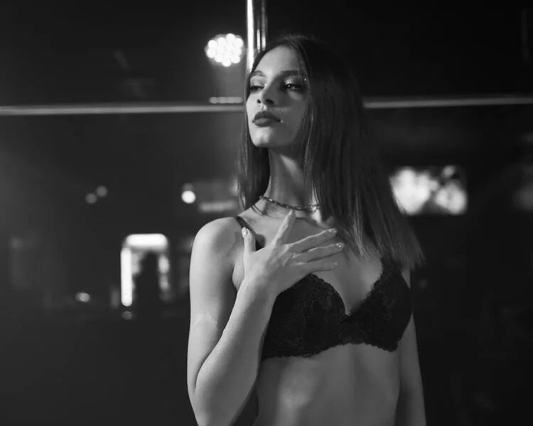 Unique_Margarett's Offline Chat Room