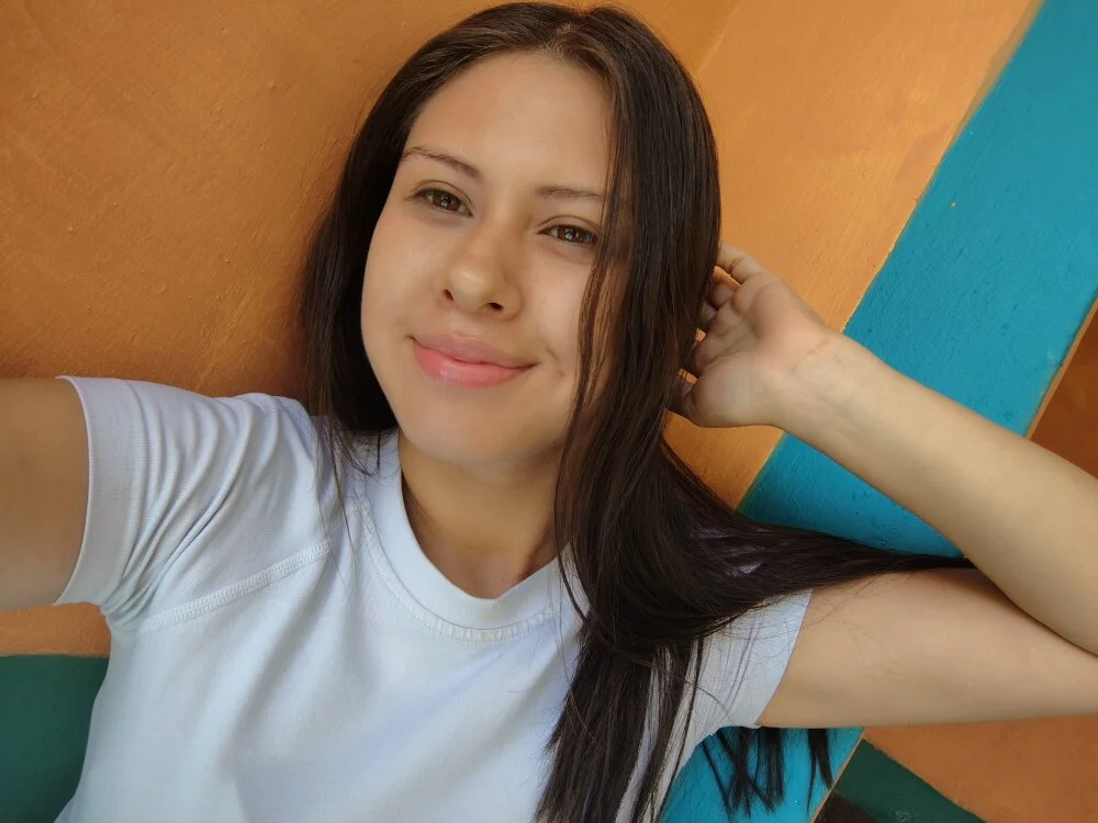 Layla_fontainex_x's Offline XXX Chat