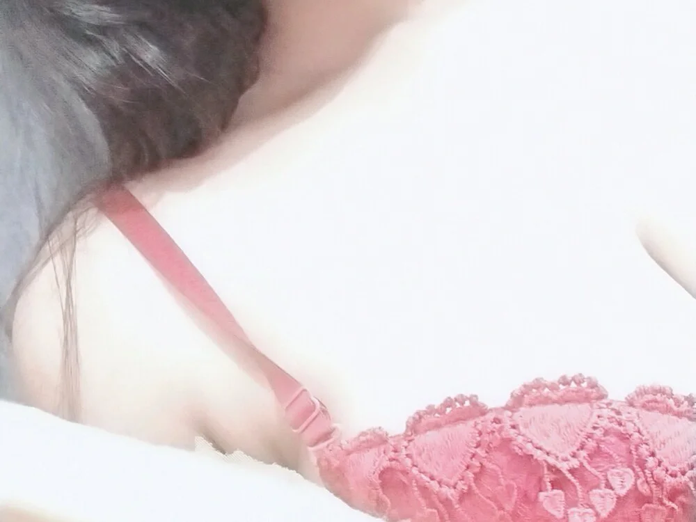 Offline XXX chat modela Sexy_Ruby_Hot@xh