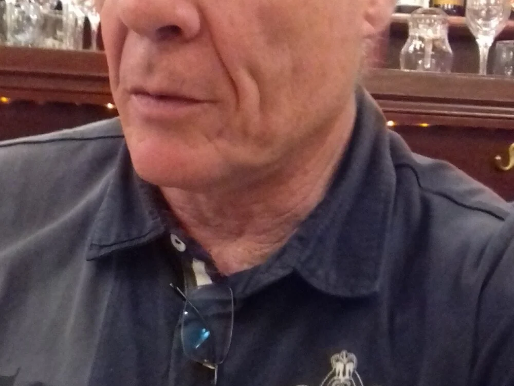 zemm54: συνομιλία ΧΧΧ εκτός σύνδεσης