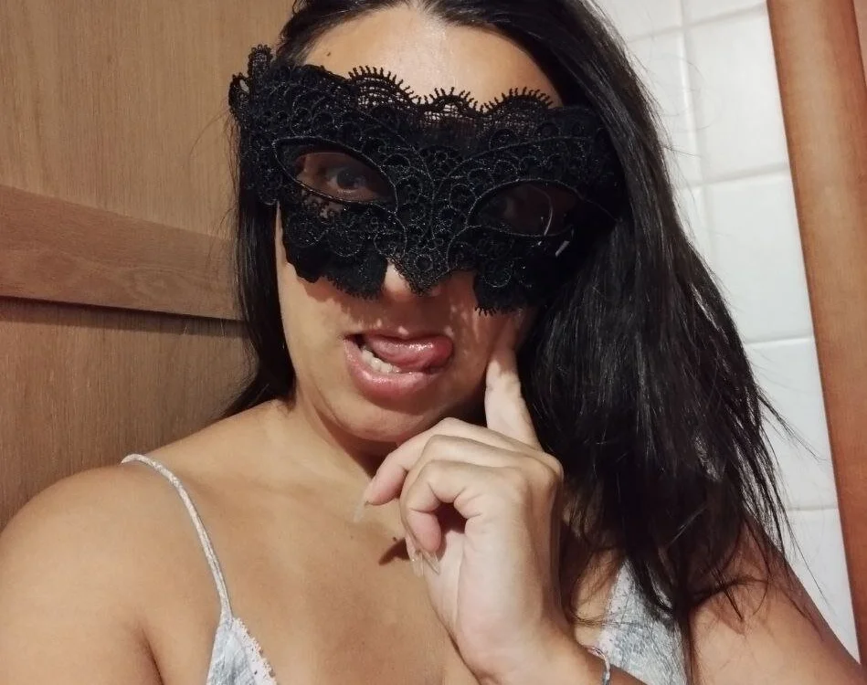 Peperoncinapiccante's Offline XXX Chat