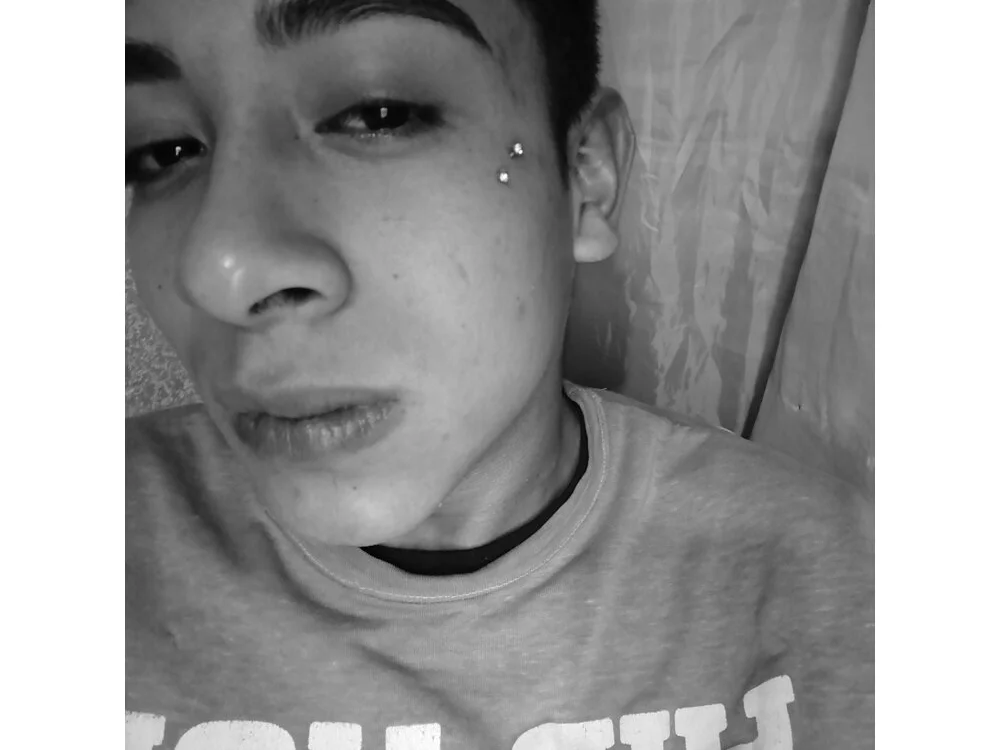 Gaeltupapi16 Offline XXX Chat