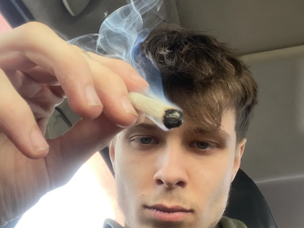 8inchesfr Chat XXX offline