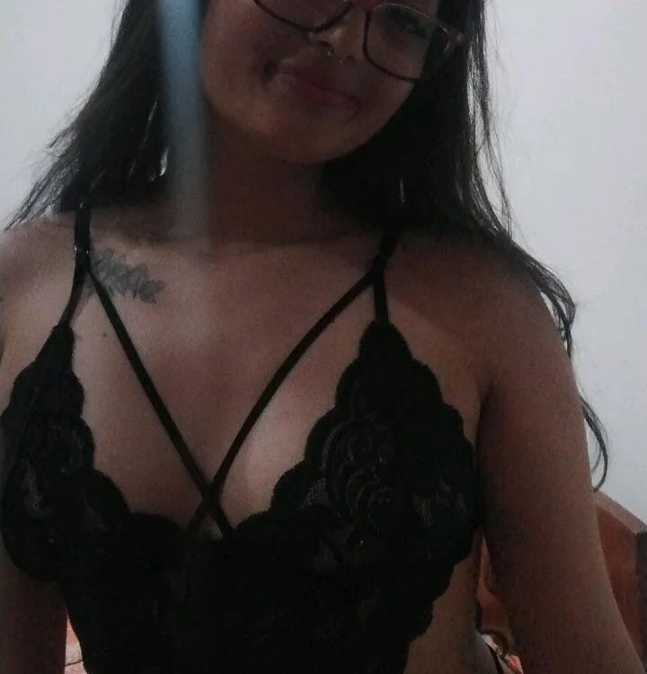 katy_queenn's Offline XXX Chat