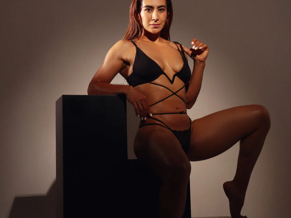 aria_mg's Offline XXX Chat