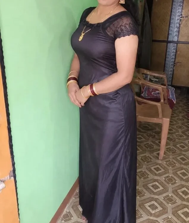 Radha_hot1