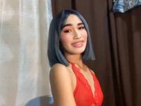 Model urasiankylie