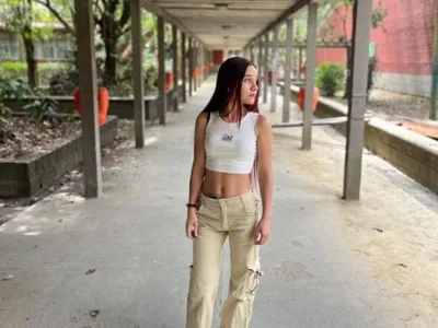 Sky_jonnes_ - Girl 
