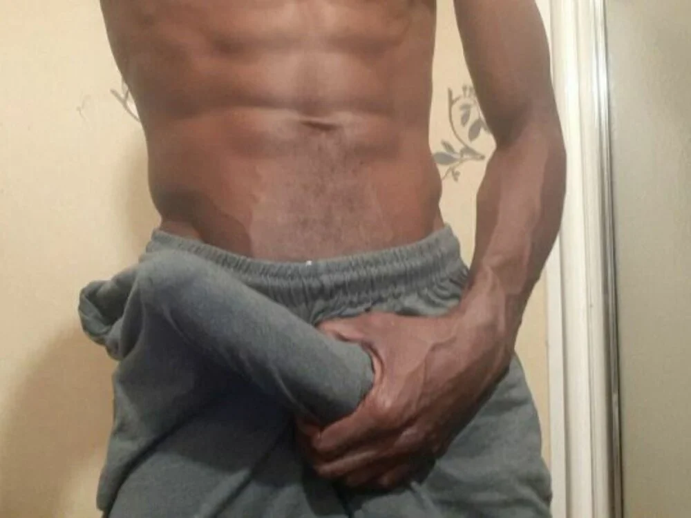 monstercock1110 Adlı Modelin Çevrimdışı XXX Sohbeti