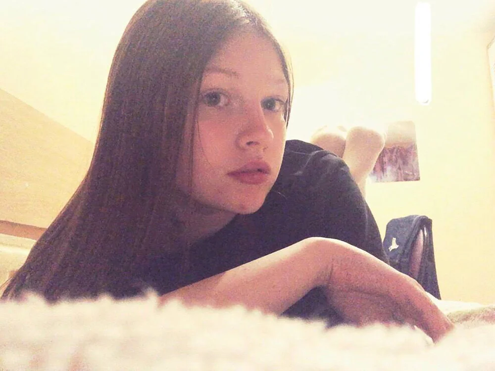 Offline XXX chat modela LauraBev