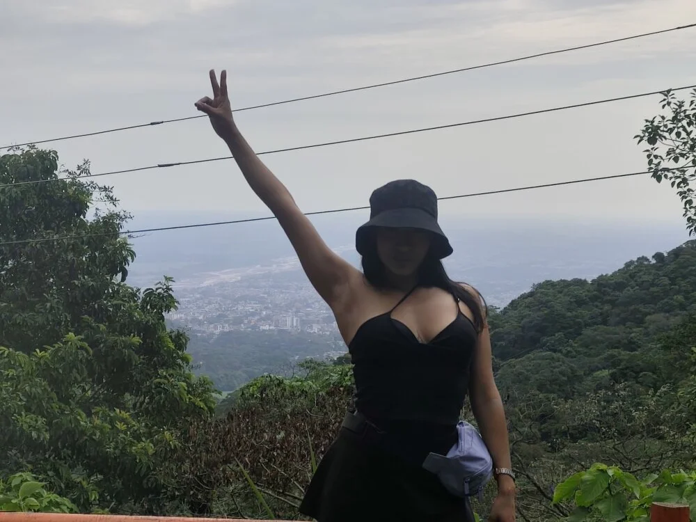 Rous_XXX: офлайн-секс-чат