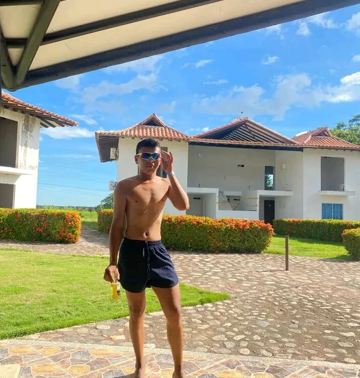 دردشة Jose1515Amador الجنسية دون اتصال