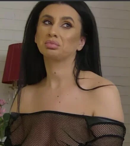 ReeaMarya's Offline Chat Room