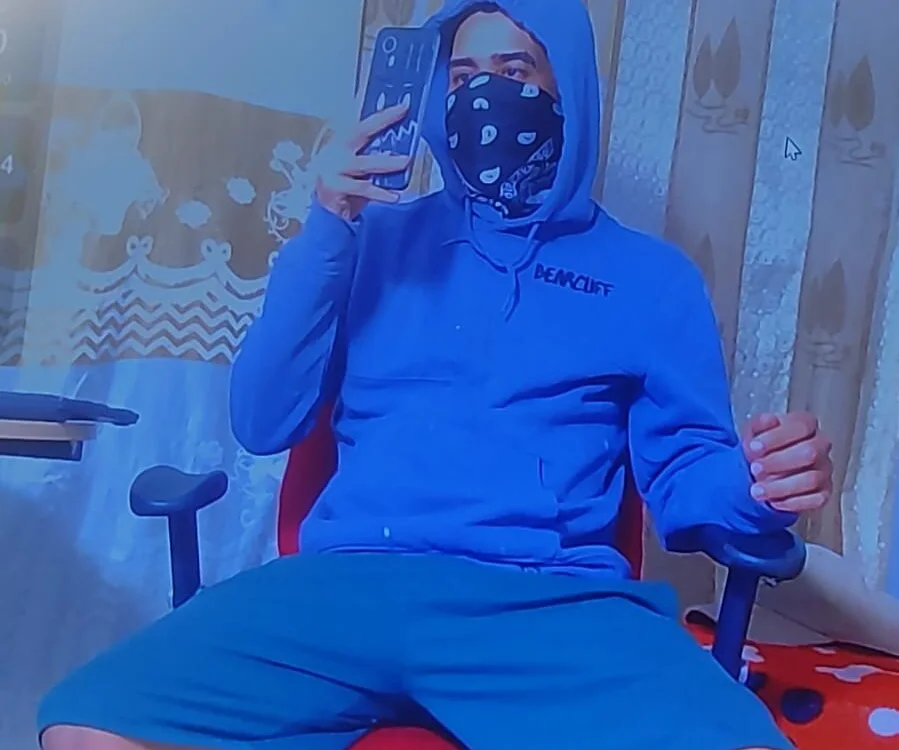 masked_man_'s Offline XXX Chat