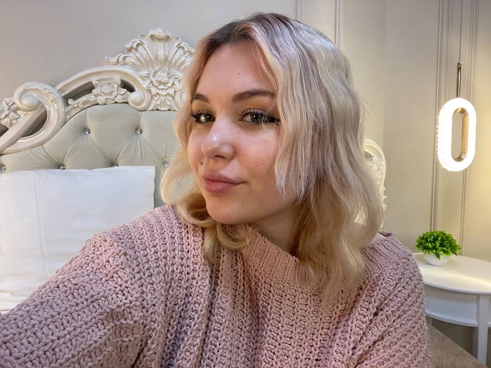 AliceEverly's Offline XXX Chat