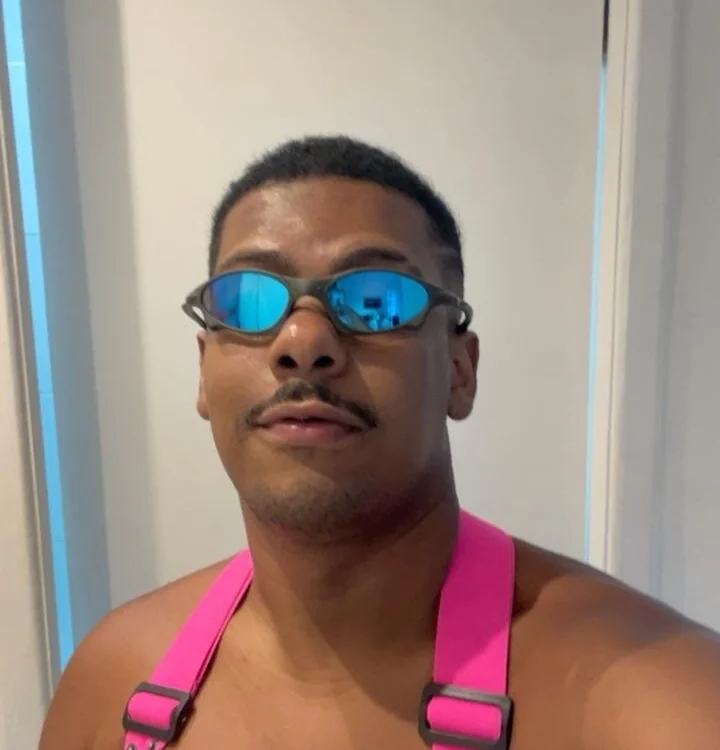 senhornunes' Offline XXX Chat