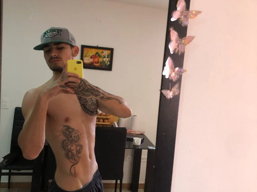 AXEL_AG5 Chat XXX offline