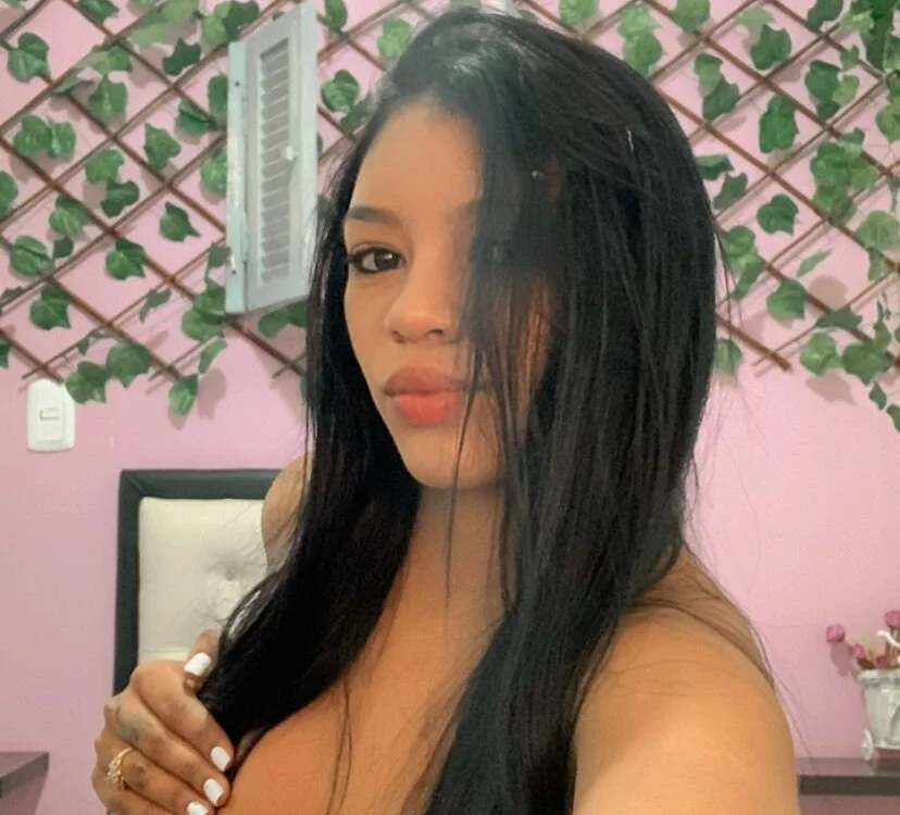 sofia_braun_69 – Offline chatovacia miestnosť
