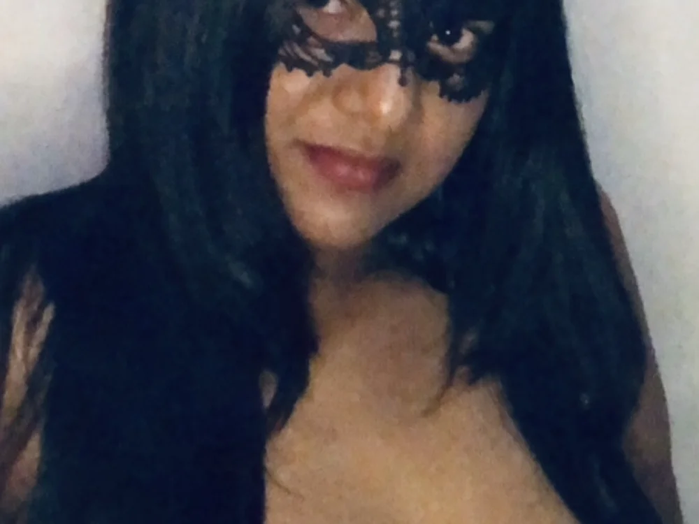 Chatroom XXX hors ligne de MayaJaci