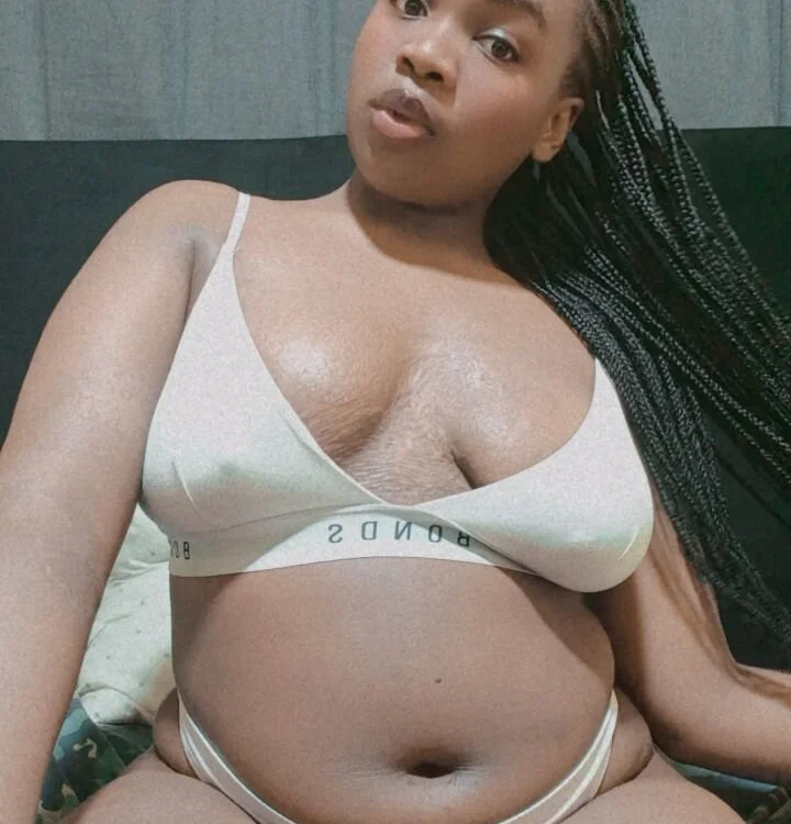 DarkBubble09 Offline XXX Chat