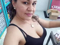 Maaya_milf webcam model