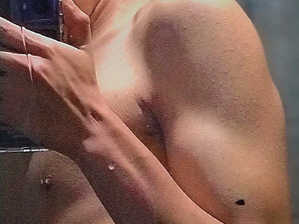 Eduardx_'s Offline XXX Chat