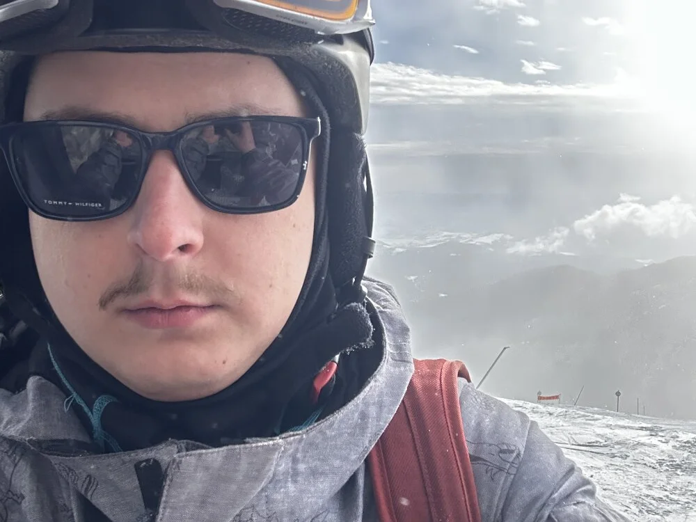 Tiny_Sparrown Offline XXX chat