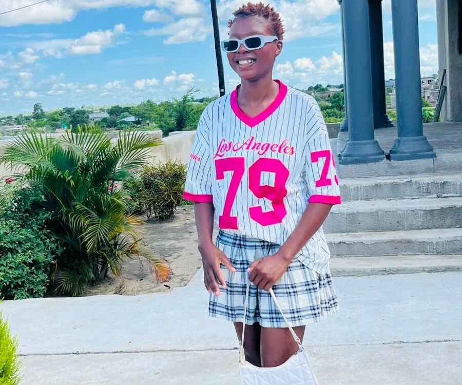 HoneyDrips19 Chat XXX offline