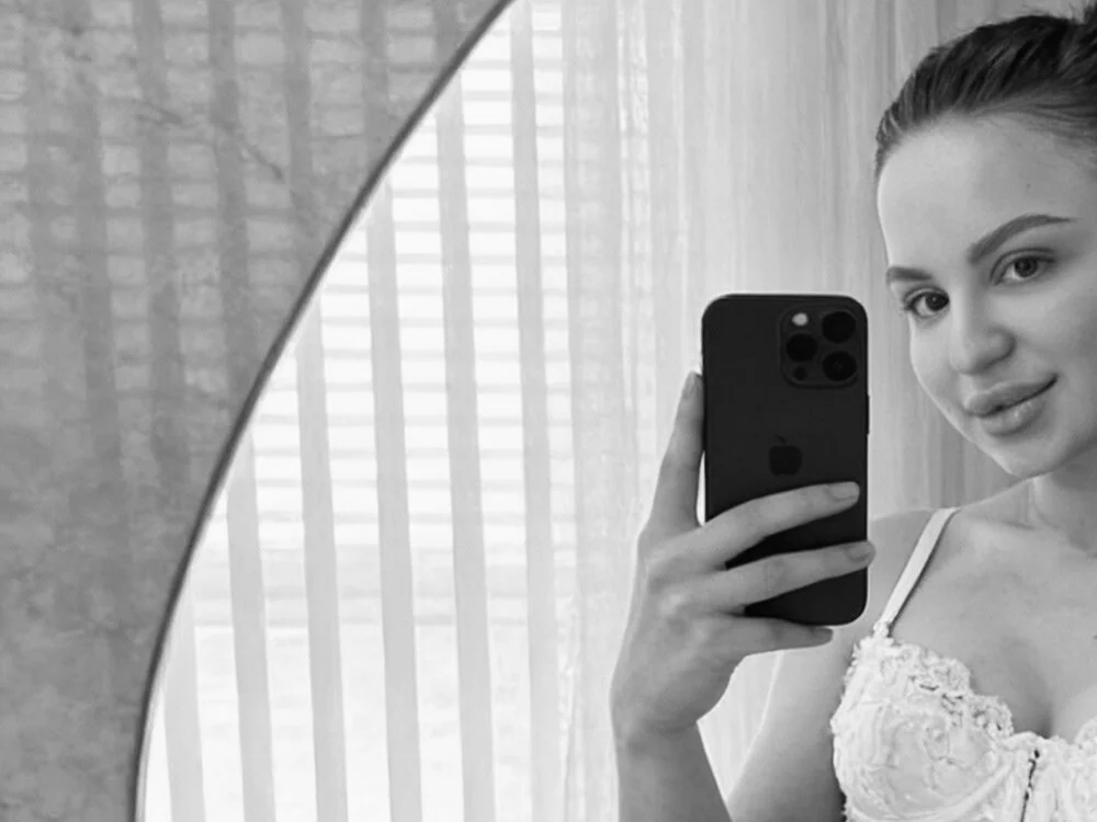 Denalynn Offline XXX-Chat