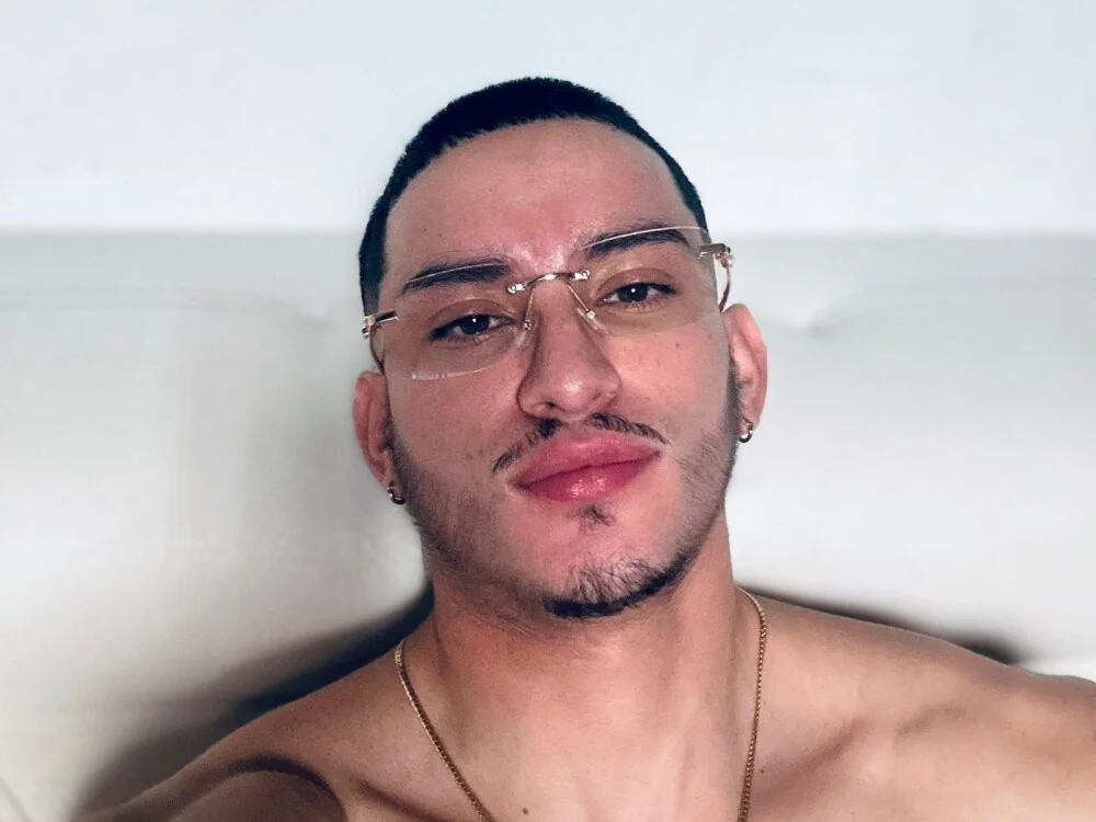 SantiagoXoXo offline XXX-chatje