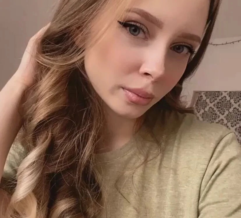 carol_mia's Offline XXX Chat