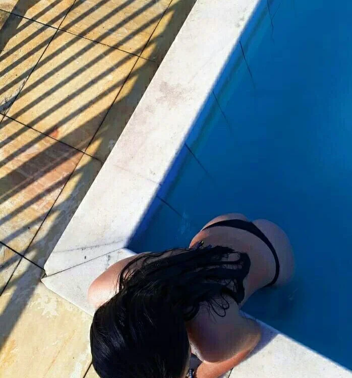 Aryiro: офлайн-секс-чат