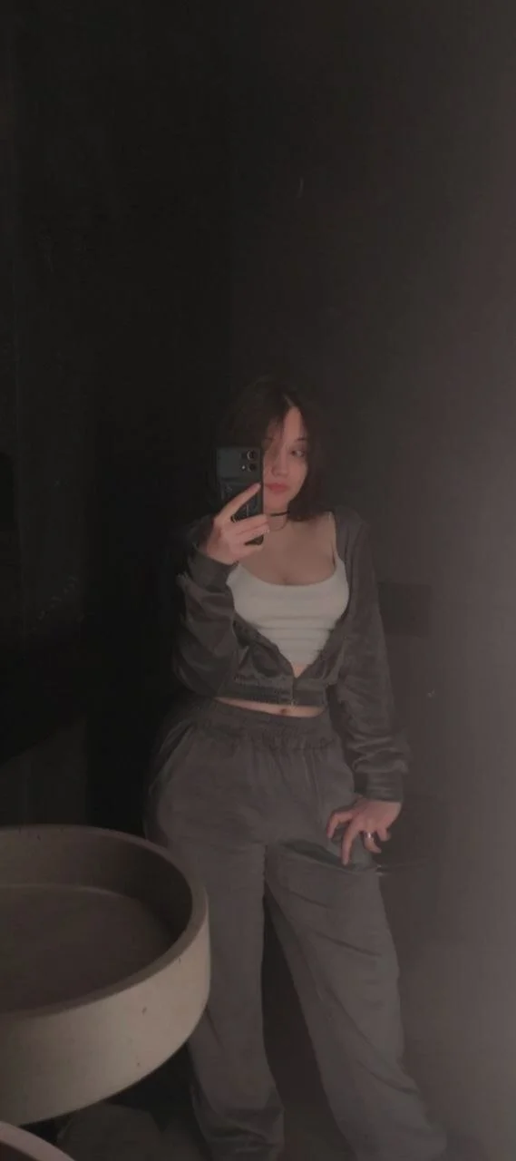 Caroline_cutte live webcam
