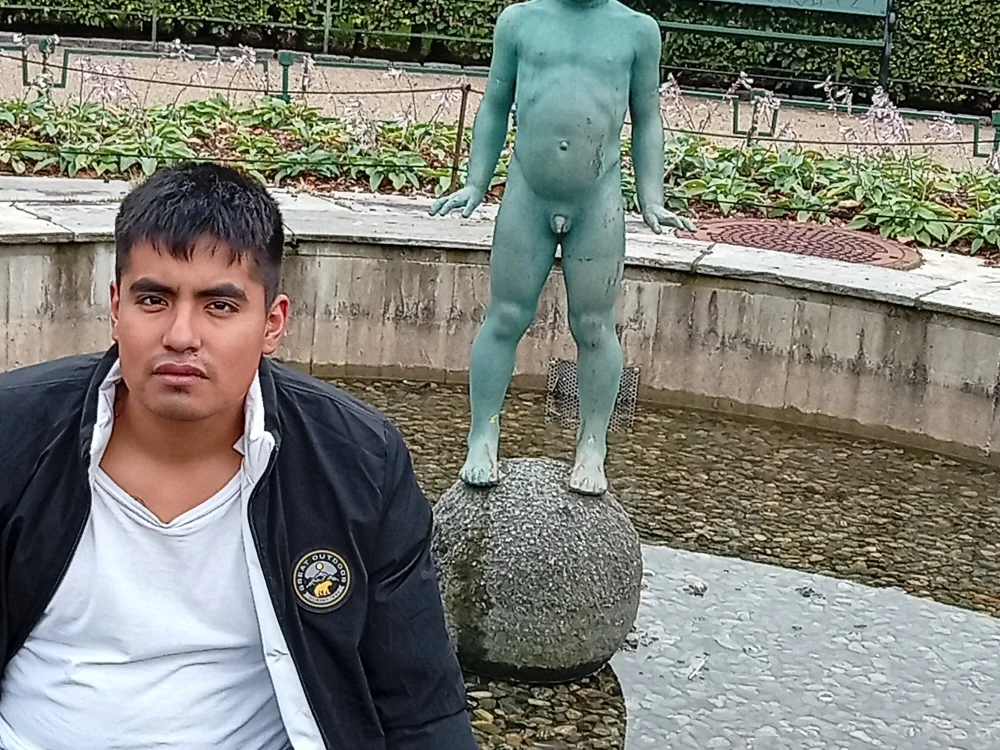 norwey4566 Adlı Modelin Çevrimdışı XXX Sohbeti