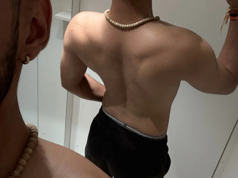 Chat XXX offline de Hornybeardguy