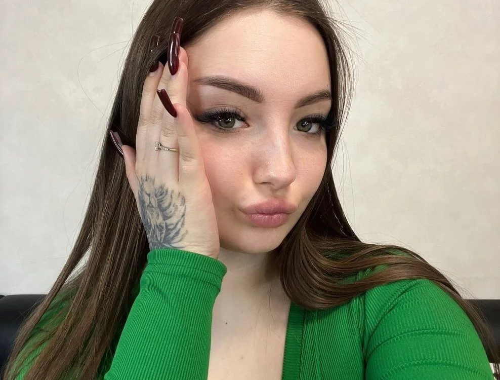 MeowKelly: συνομιλία ΧΧΧ εκτός σύνδεσης