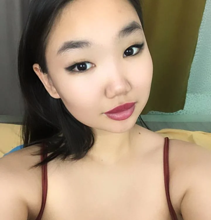 hitomi__22's Offline Chat Room