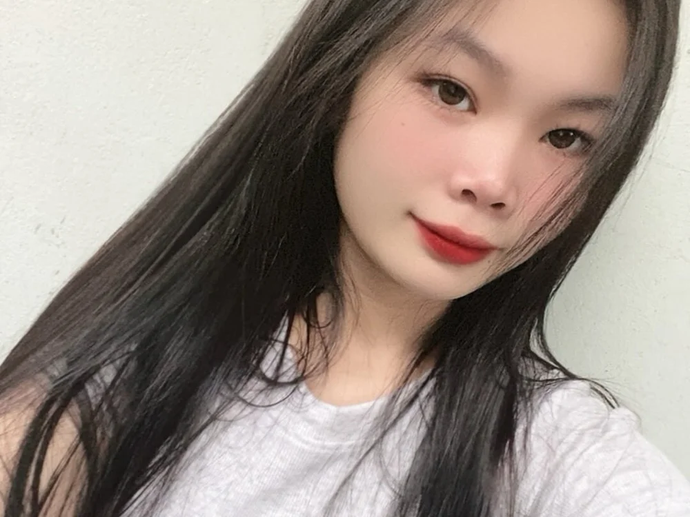Emlaaiii offline chatrum