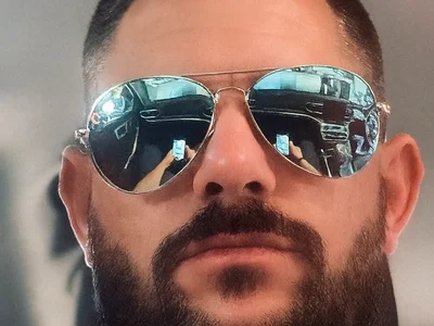 boytoyfrindles profile