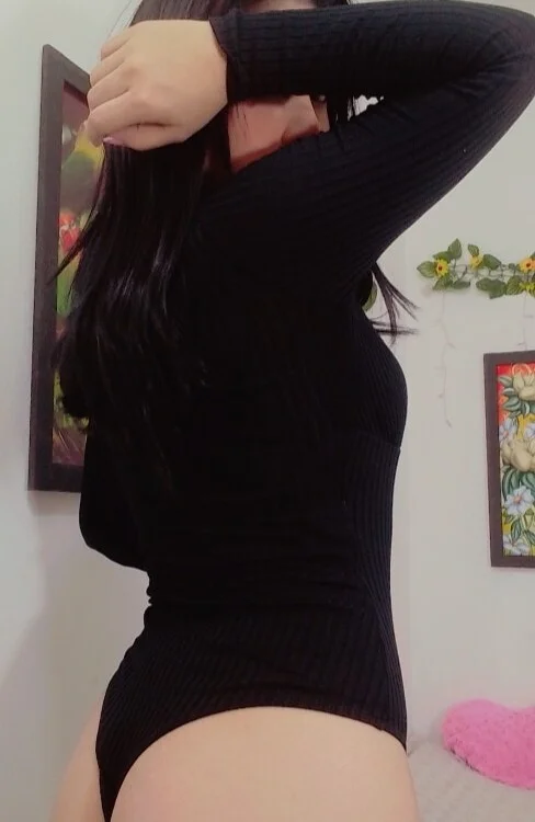 niharika_hot's Offline XXX Chat