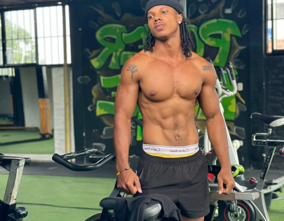 Chat +18 off-line de Josh_fit7