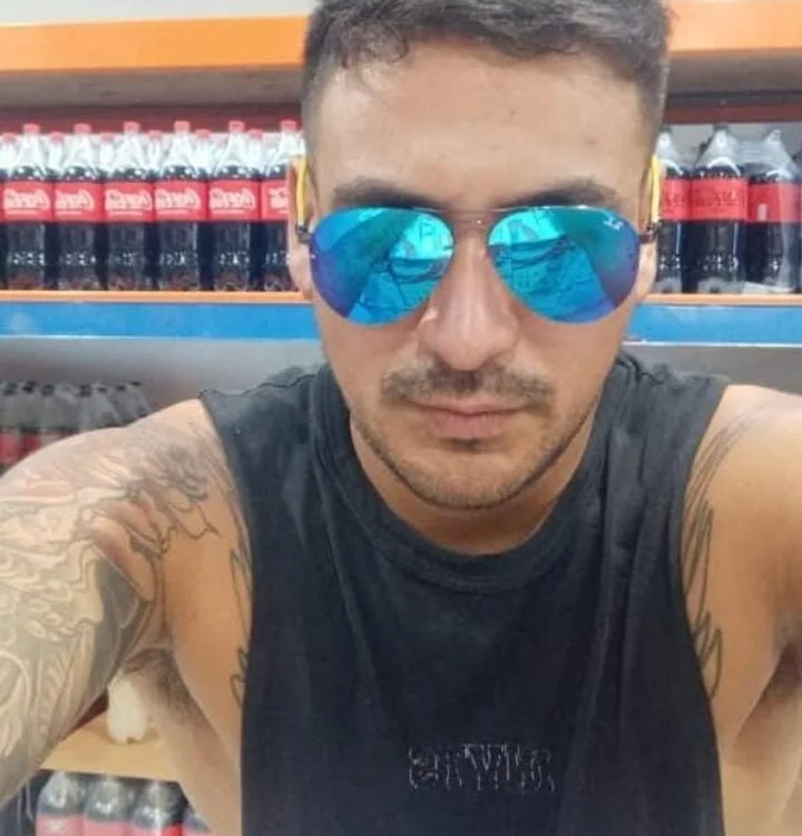 Leooo1722 离线XXX聊天