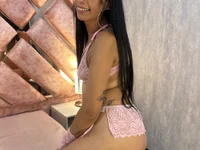 GISELLE_HOTLOVE's Offline XXX Chat
