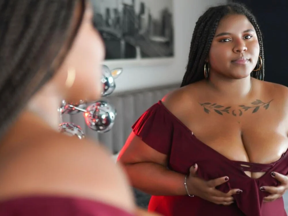 Valentina_belmont Offline XXX Chat